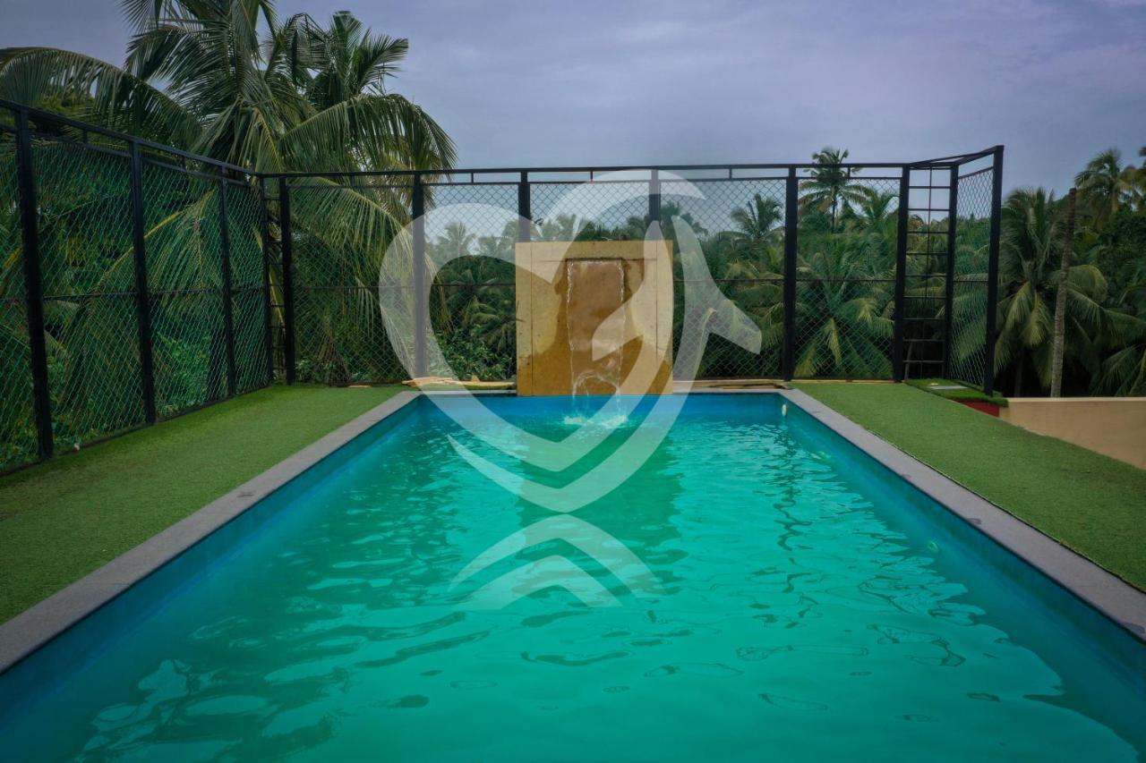 De Alcazar Calangute Hotel Buitenkant foto