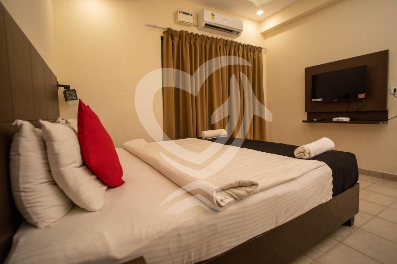 De Alcazar Calangute Hotel Buitenkant foto